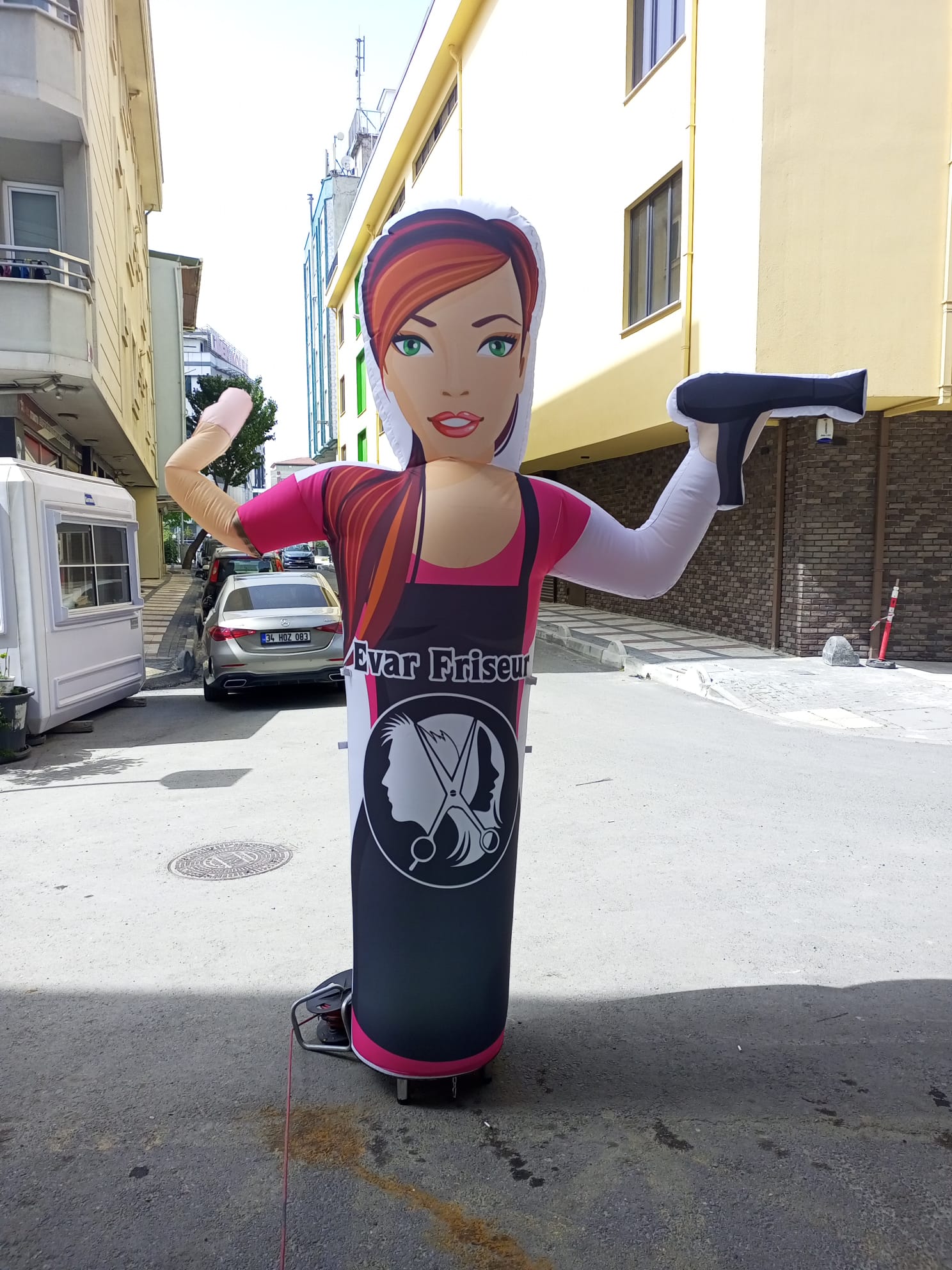 Gel Gel Balon Kadın Kuaför Figür Reklam